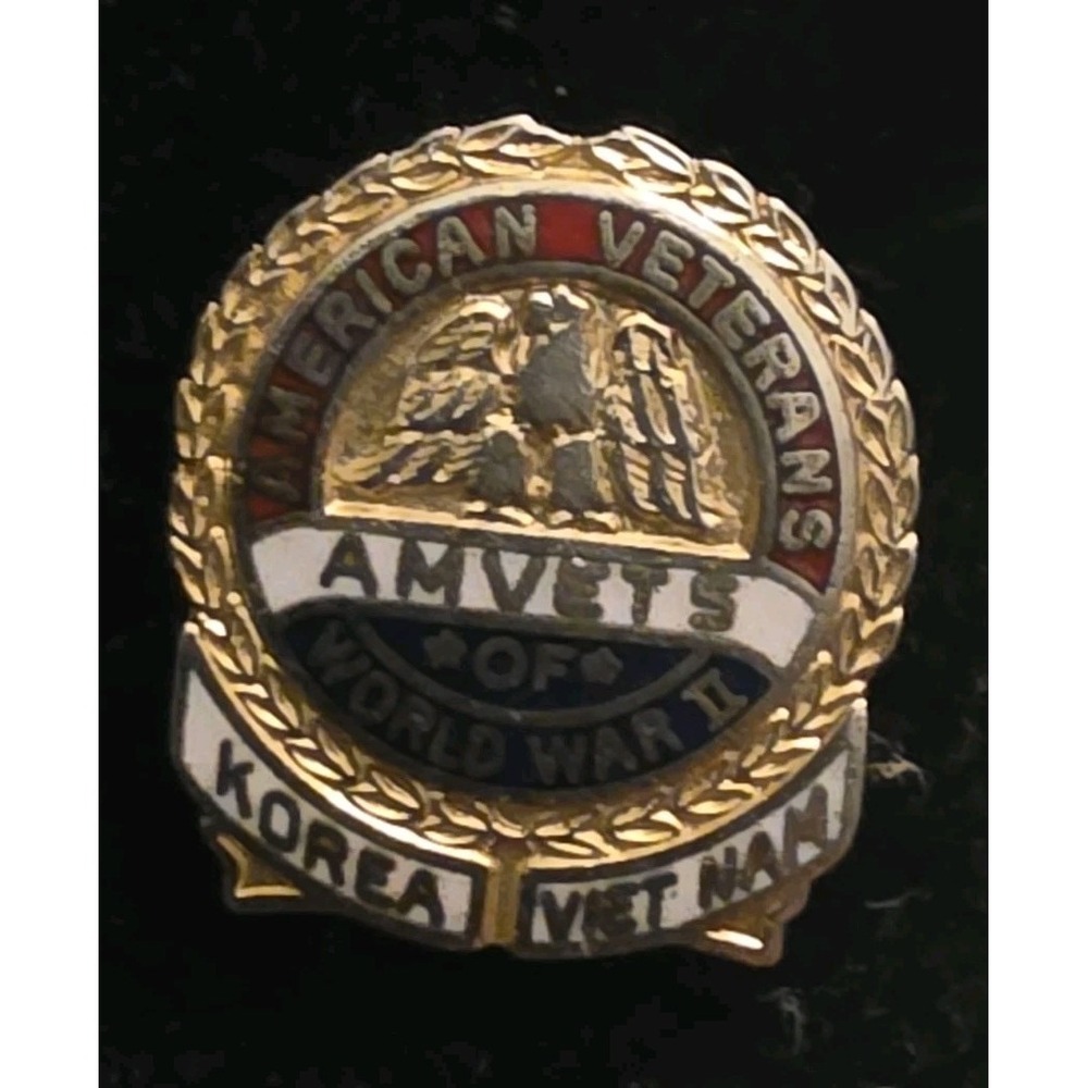 Vintage American Veterans AMVETS Korea Vietnam pin